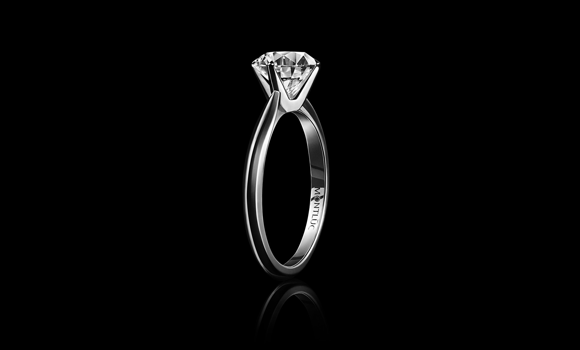Montluc solitaire diamond ring